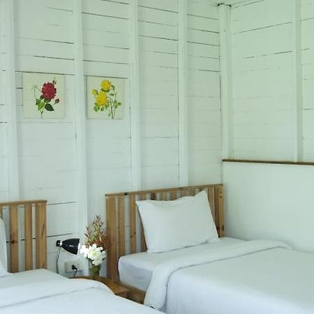 Sunshine Inn Resort Khao Lak Eksteriør bilde