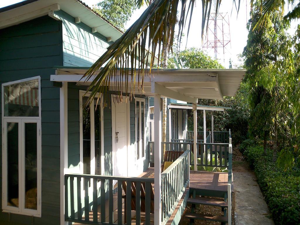 Sunshine Inn Resort Khao Lak Rom bilde