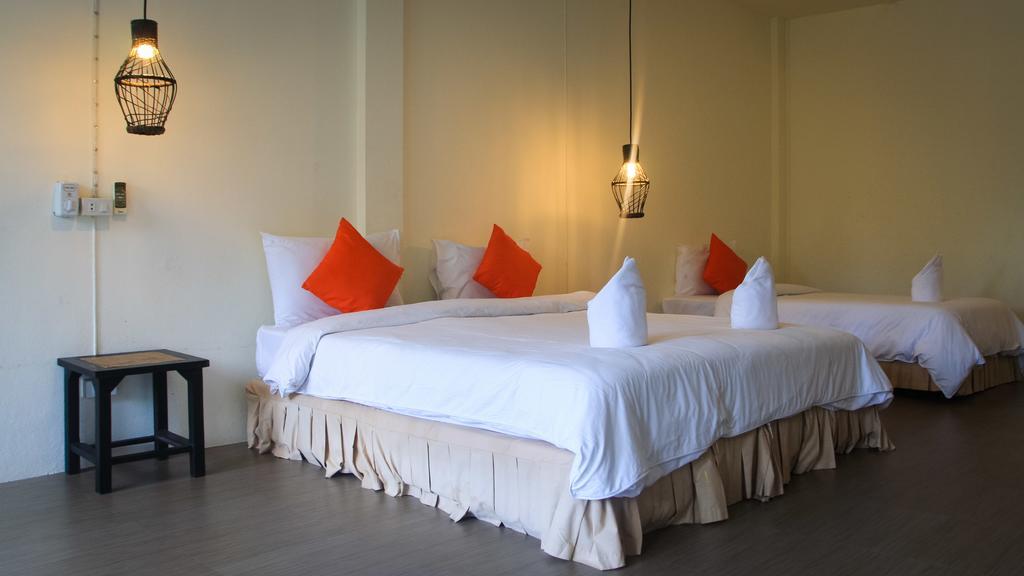 Sunshine Inn Resort Khao Lak Eksteriør bilde